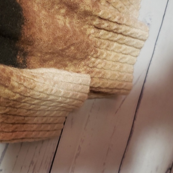 NESS sweater - Picture 7 of 7